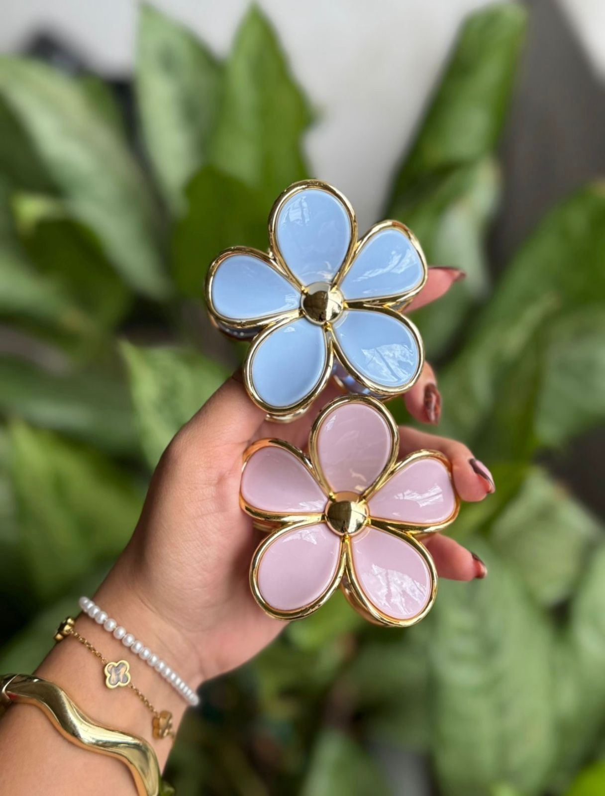 CAIMÁN FLOR PASTEL BORDE DORADO - Image 2